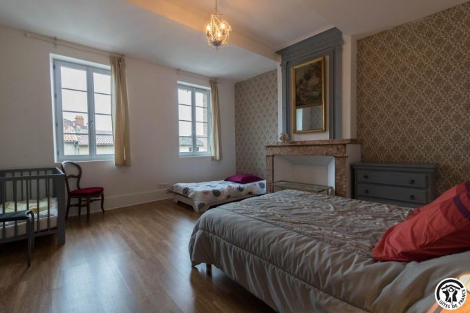 31G101381-bf4cf06c90264149a89b80e0f10eab99