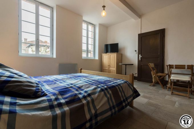 31G101381-f3d811cfc1b646449778f072506f4341