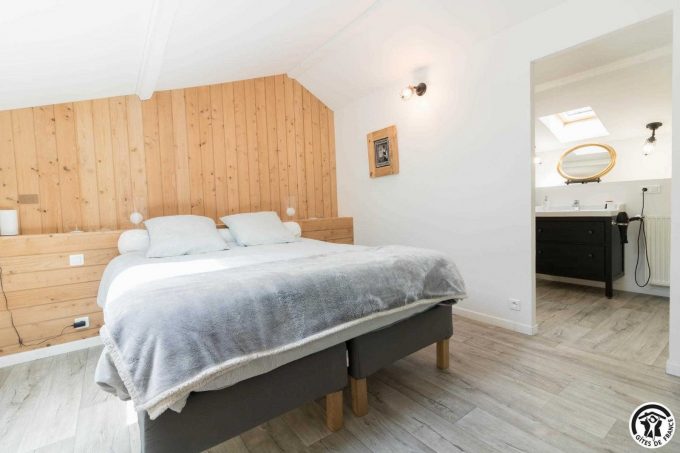 31G101383-28cf49ec0ff94232a5b1ed9585bab2fb