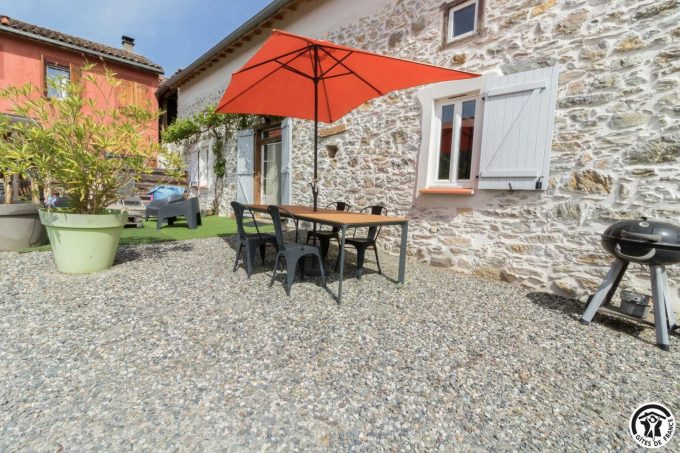 31G101383-3713e12fbbef401780f45a3312691df1