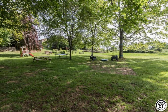 31G101383-741d550c0ba04835885ab83a26bd5a08