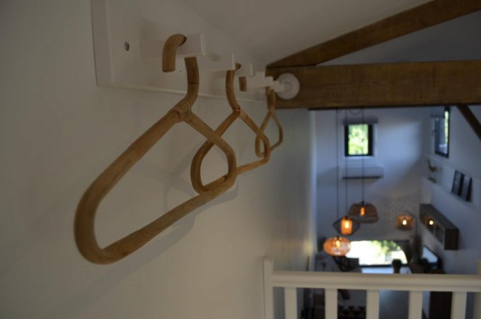 31G101387-0f9edfb020684fdcae0c77937ba21fe0