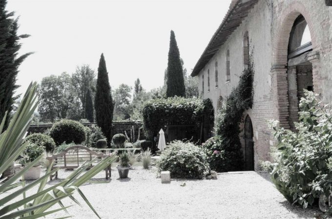 31G101387-6baa2bd55ffe4c79a407739658644f2d