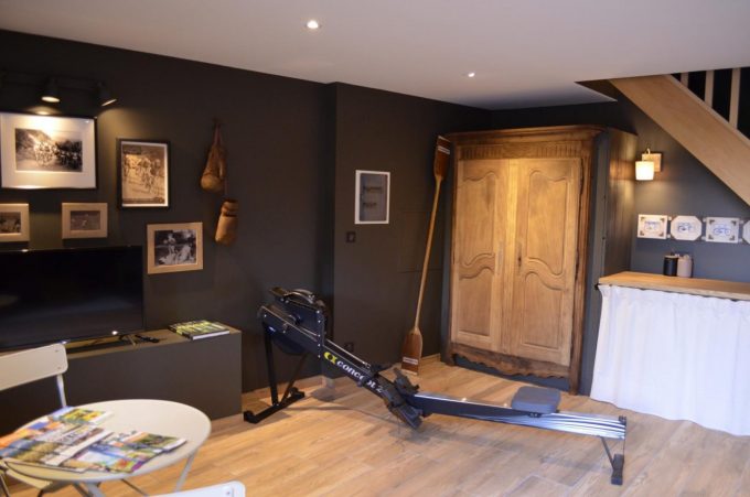 31G101387-dd542454bdce46c3b8c32abef63f2604