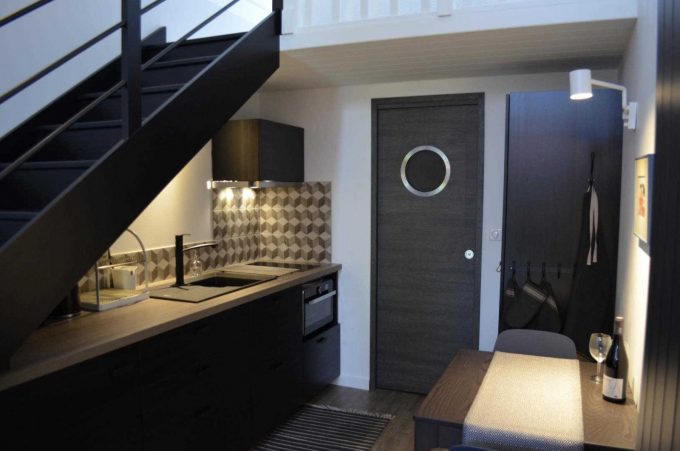 31G101387-e49e4193b7c343a1a38e239f563de1db