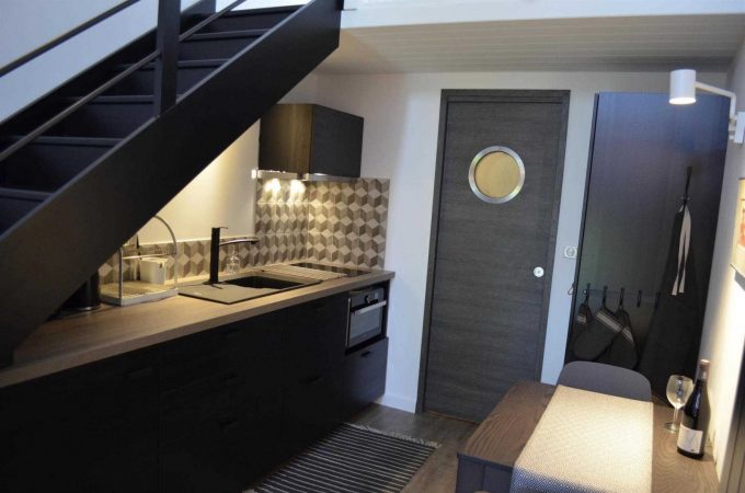 31G101387-ef01c6b5c67445f28ff67af56da5d3fd