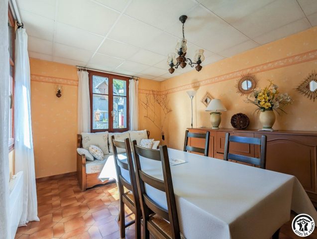 31G101392-08206ed3589d4a26a19c28b6441db229