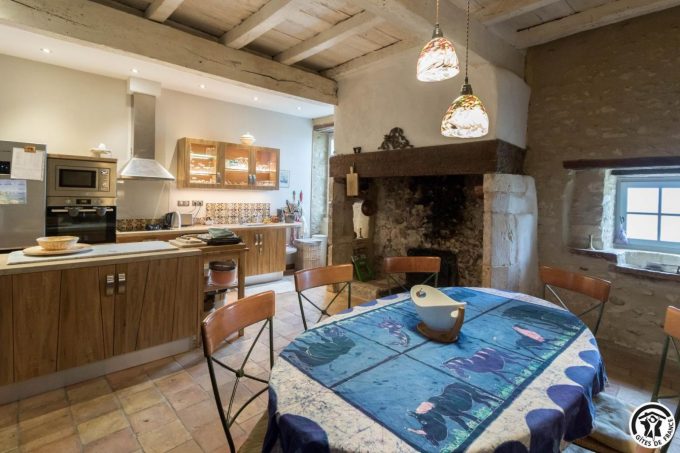 31G101393-38a23e5c6f5544a1b7bbefe9a058ab50