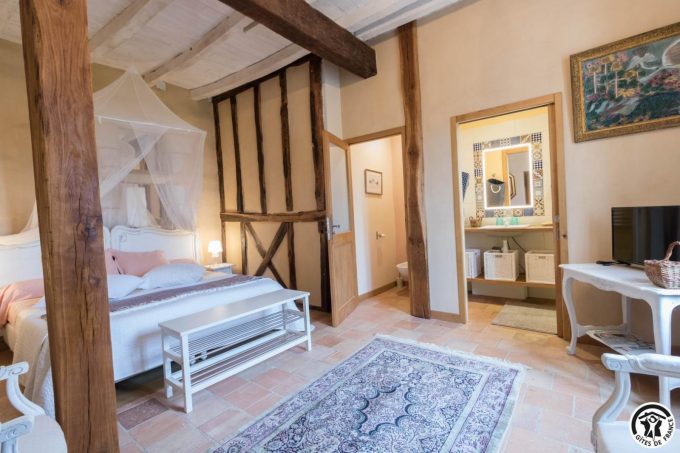 31G101393-7a66ce336d674cdaa5c49faed58bb843