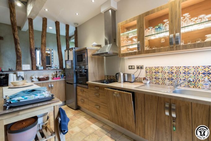 31G101393-8e675d2147264089a8599e3d86e62f30