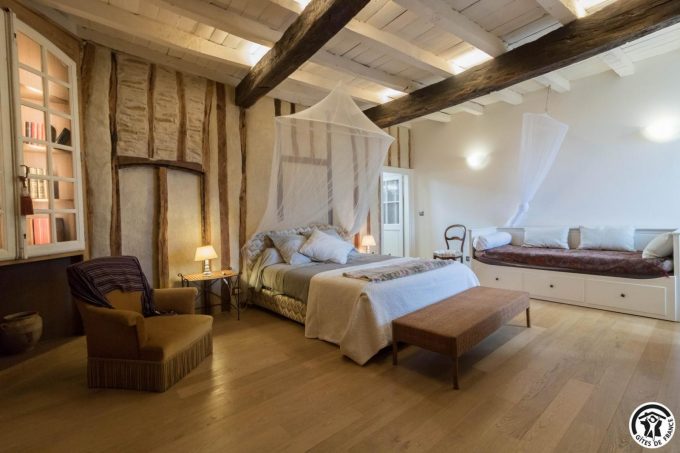 31G101393-c48ddb546619481285c71c33cc74e5cc