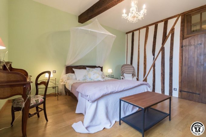 31G101393-ccd0bb4b8db64c259ffa5cd12a52266e