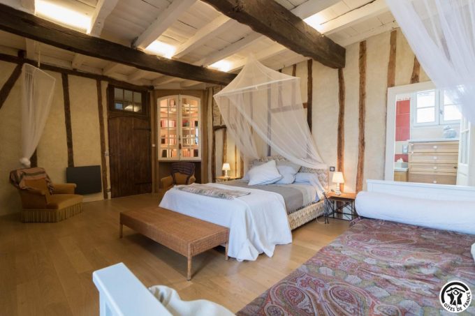 31G101393-eae122e4312c4bd7a9ed2dd249e034bc