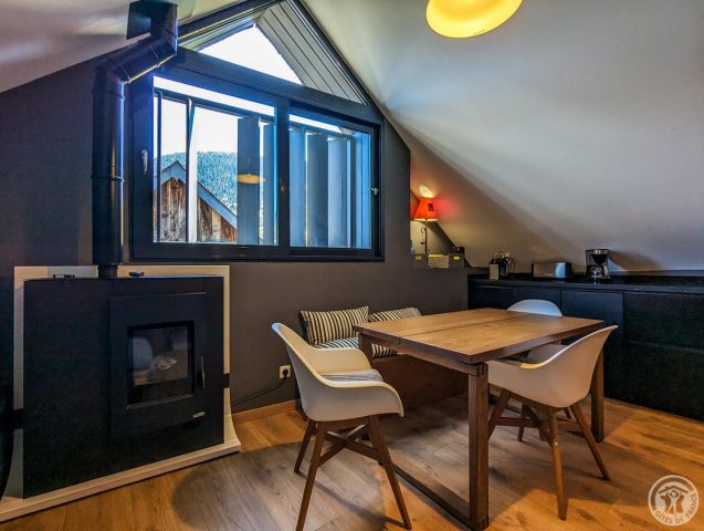 31G101413-762a74766dbd4bc68fbb95012bd94e66