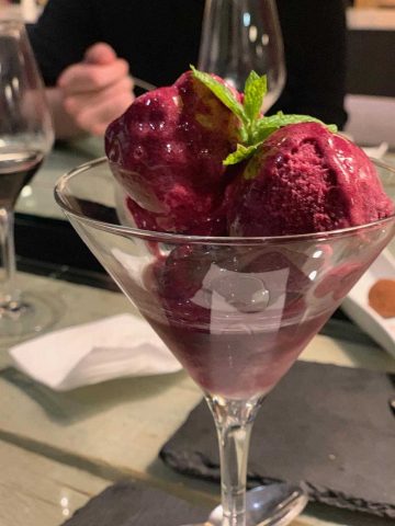 31G101413-f5ac9a8be7a4435bbab7fbcd6894aec4