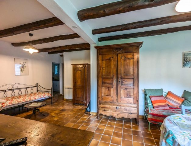 31G101432-34a414dc734140c2b312870d42b1bd07