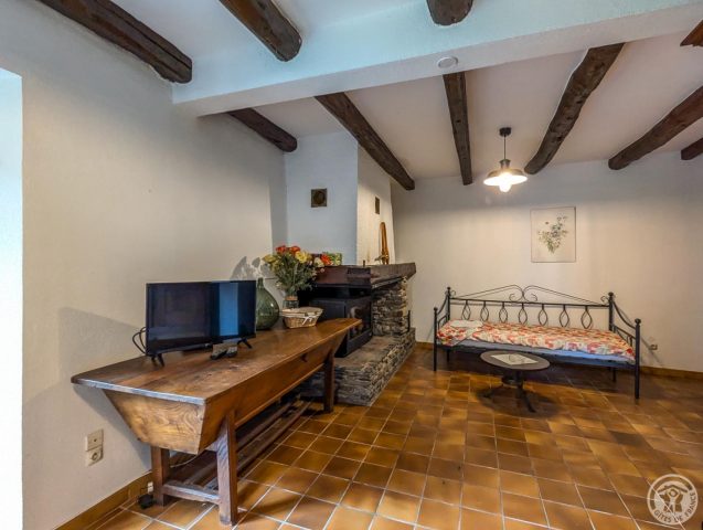 31G101432-eecfa849d7e74cfc960e8c0afb0b12ef