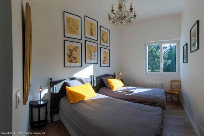 31G101444-282c0da9b7b448a8b3abb755411725e9