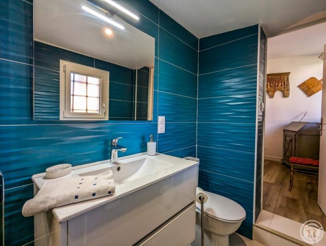 31G101444-ee8dcf71fd804da09093e5cda2456c17