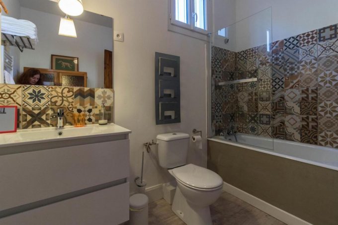 31G101449-273045a599e94ac5a2e8165b29854f8a