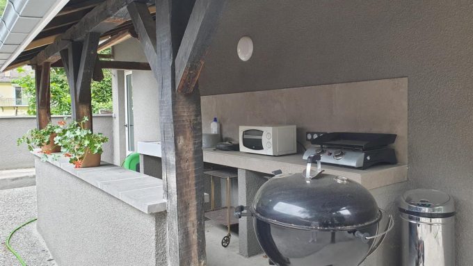 31G101449-42e7f01ee8764764b9e762f6eb6b2cc9