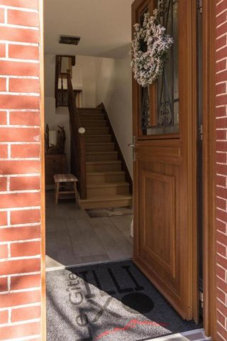 31G101449-563a1050f1a2473e8a6cc656bfe381b4