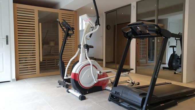 31G101449-5f0be2f1235e4c3d9286bb5932888e42