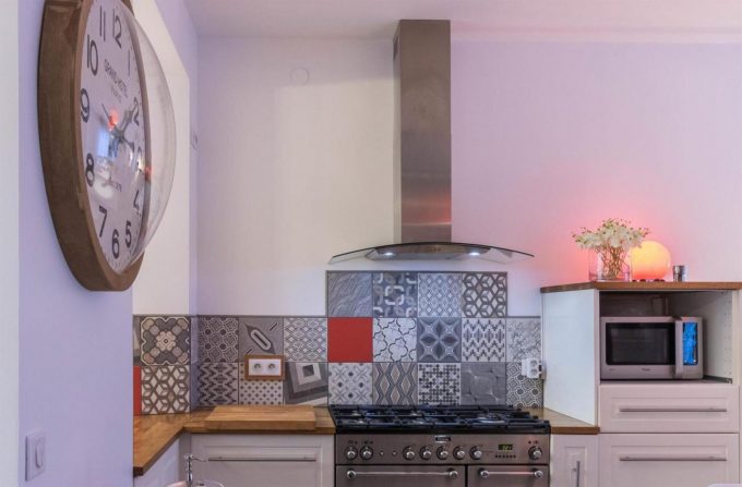 31G101449-b1bc7a1892de485e9a8ede8463142a23