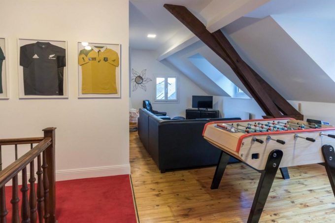 31G101449-ba6e5d60846a4c2e8b8f9ed13c250462