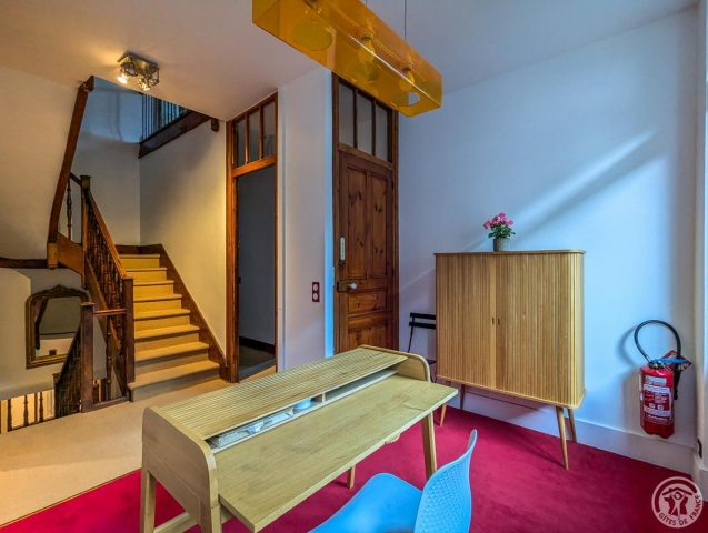 31G101449-c2138cd2f1034917a05815b2a49a8740