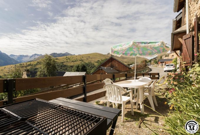 31G101463-74a3176372b44182b10009a930e245a6