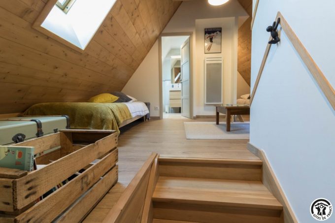 31G101464-03b91fc4ebc94435841d404d55a2e7fe