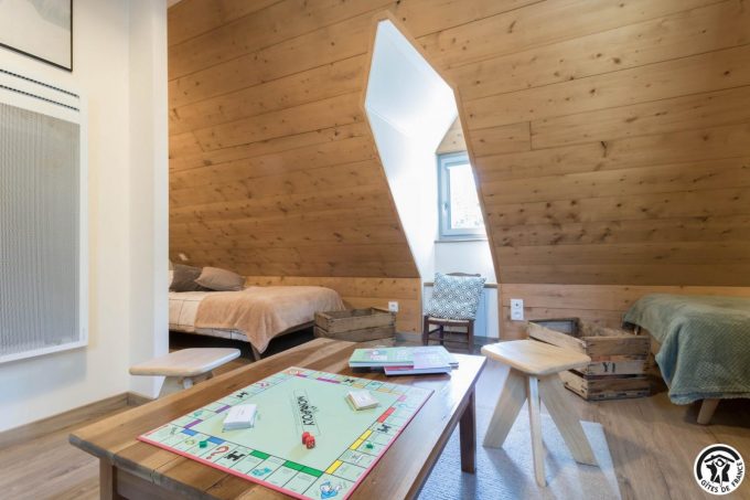 31G101464-25d7710db9664bc39e78f6c5283322c3