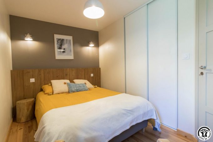 31G101464-55587dcdea7c4524bc5fc495c01f4192