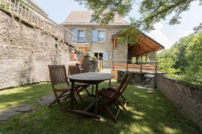 31G101464-7153113bc4a045f79821a3c2fbb7a81b