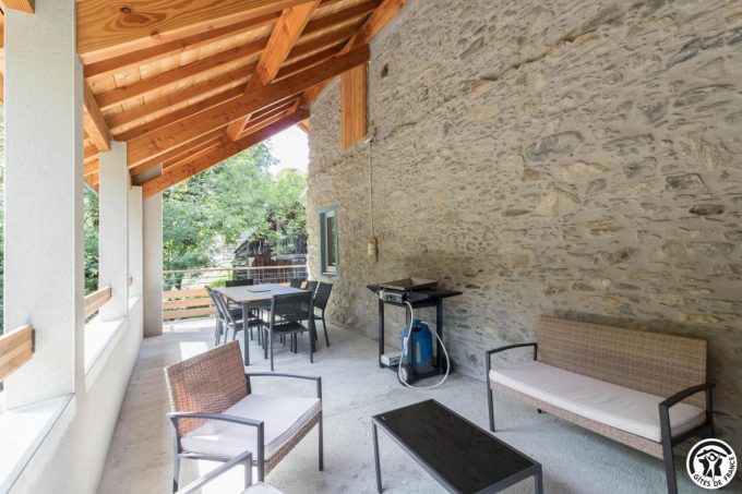 31G101464-df15e9fc249c458191742e472b080cd2