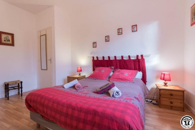 31G101477-4a4a61088dae4afaa145d42b80fce6b1