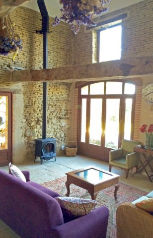 31G101480-2e866bc0121740848036910657829df8