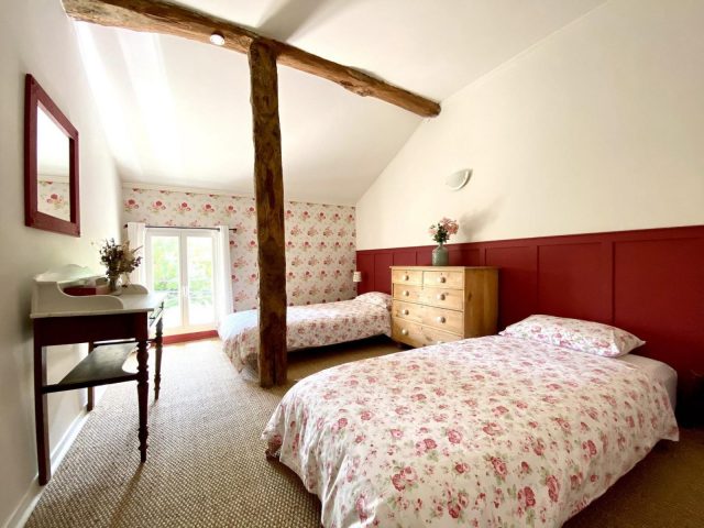 31G101480-7de9c5f72ac84383b32c8ac507f76771