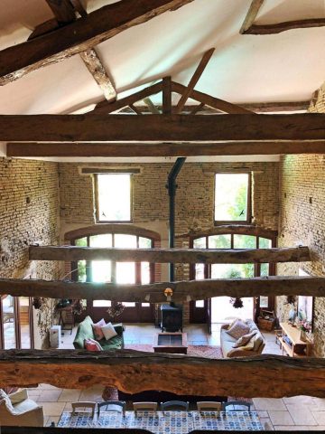 31G101480-ada1e7d067834af29ee19c224acb96cc