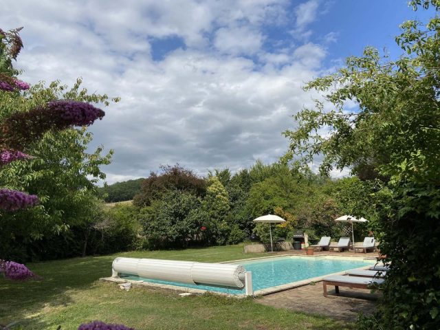 31G101480-b11c0afa213f4776b412a3bcf8c25033