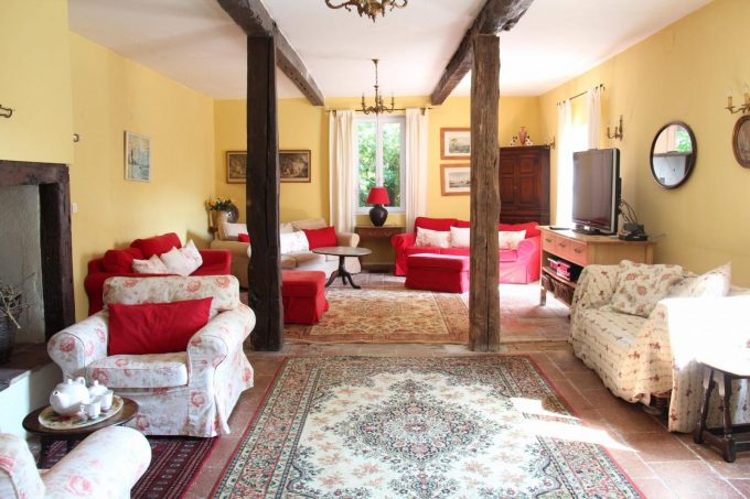 31G101480-c6c600d4d97e4391ae623c209eb3b0ee