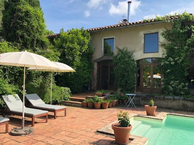 31G101480-d62f59e7b2094119a6502554dedd2d7e