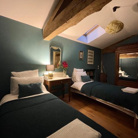 31G101480-dbef2923fa5d4ddb9e6b456a7c4ab44f