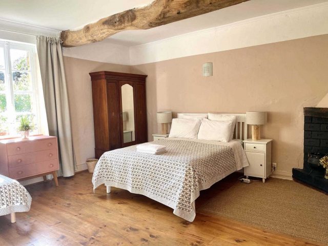 31G101480-e2dff18a3da443f1a5eeb5d83962c5da