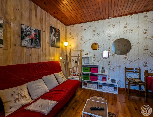 31G101491-13a22ce293354489a89c8ec3631ae15d