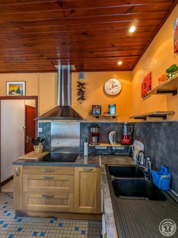 31G101491-d0804566b653417db593837ad339cb95