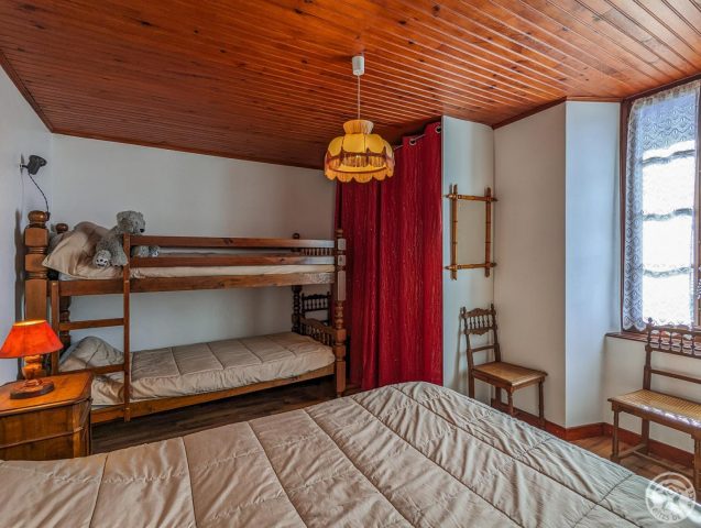 31G101491-fe664ecd64994048ac38c3b527604dba