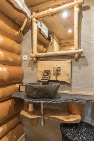 31G101497-2b1c0582338641e98b236713181ea4a7