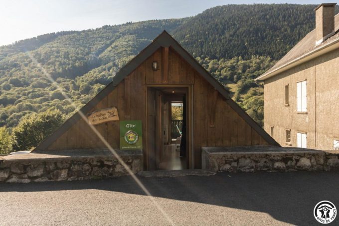 31G101499-720c60ad144b45bd8a82d6f7d6a53c46